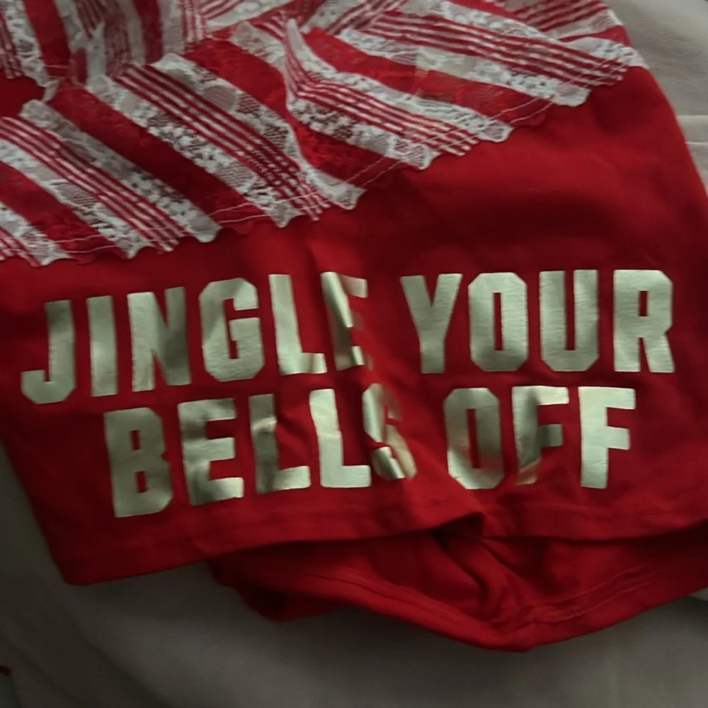 VS PINK Jingle Your Bells Off Boyshort